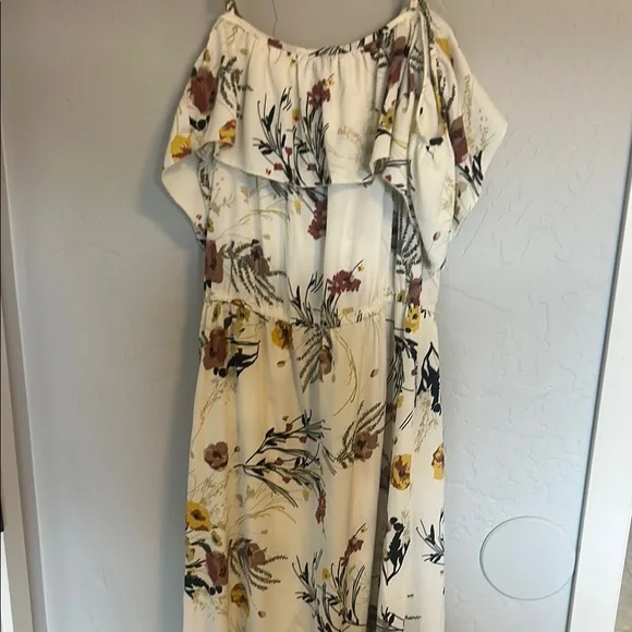 Floral Maxi Dress in Cream by Blush - Picture 6 of 6